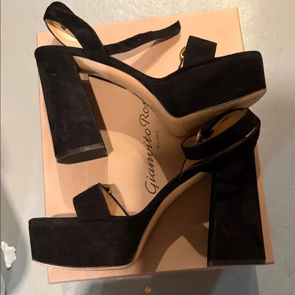 Gianvito Rossi Black Heels with Gold Buckle - Picture 8 of 10